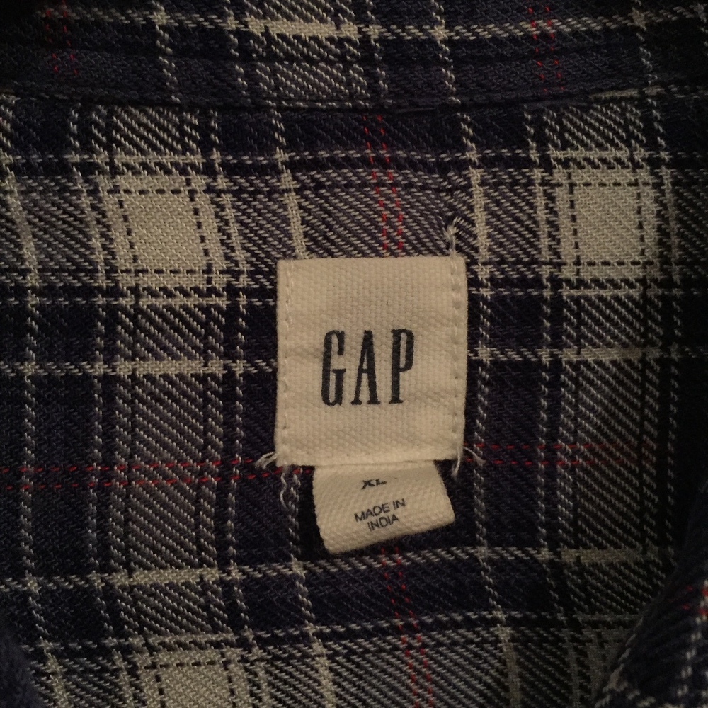 Gap Women's Drapey Blue Plaid shirt - like new! - Picture 4 of 4